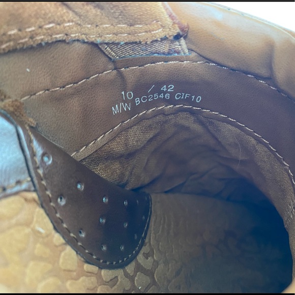 B.O.C ankle booties distressed brown leather size 10 - Picture 7 of 12